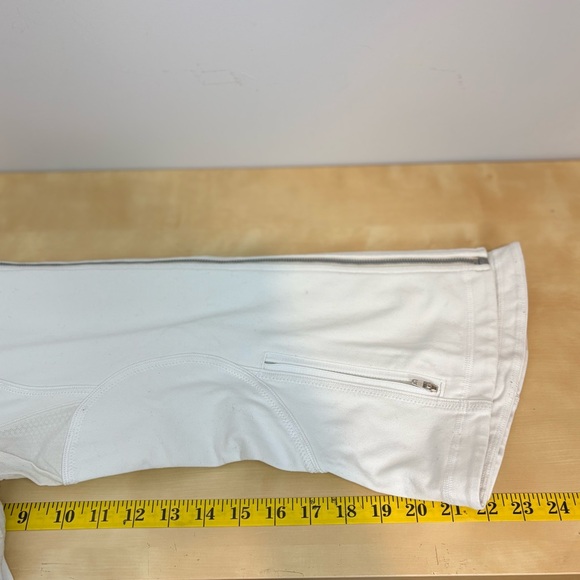 Lululemon White Zip Front Jacket | Fitted | Size 8 - Picture 10 of 12